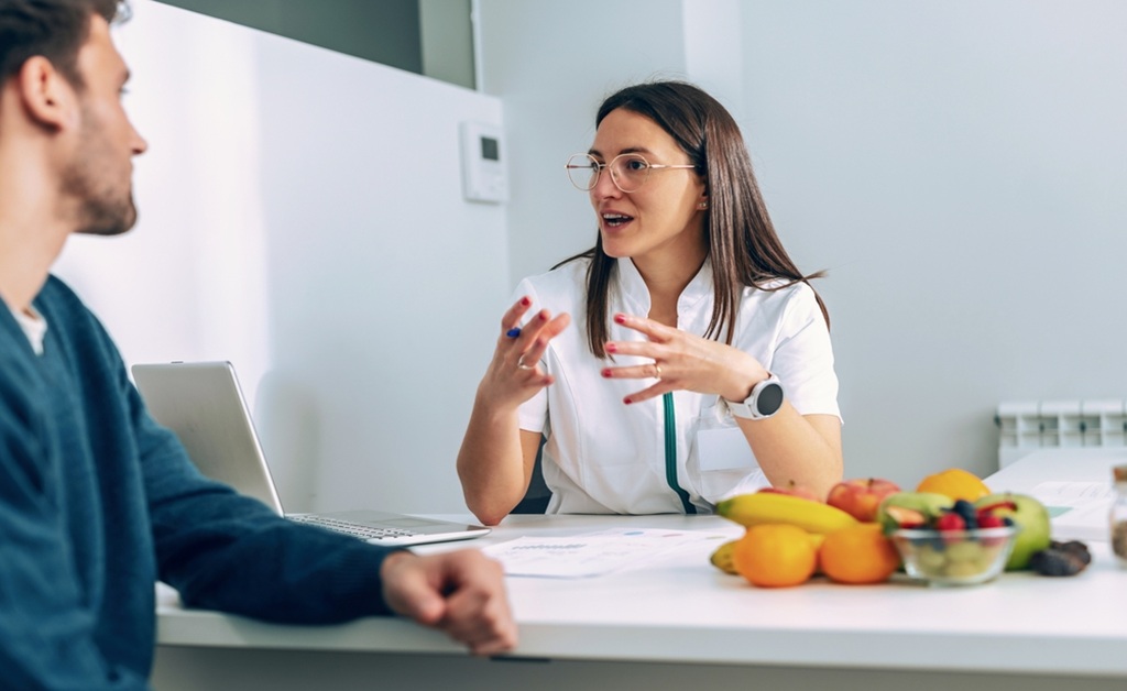 What Does a Dietitian Do for Weight Loss​